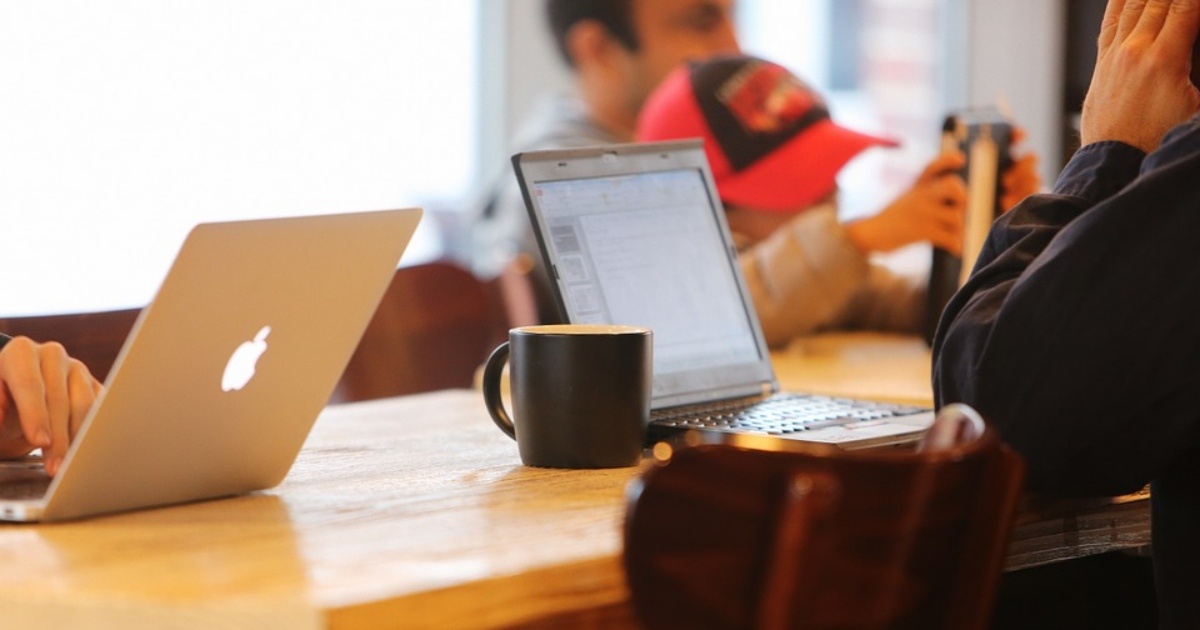 Zamestnanci v malých spoločnostiach