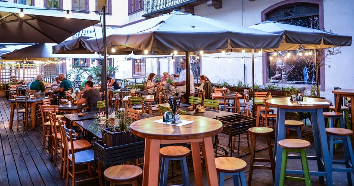 Mestá a obce podnikateľom daňami z nehnuteľností v roku 2021 nepomôžu