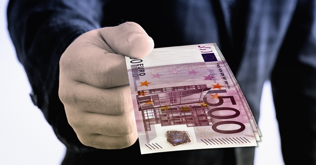 Univerzálny odškodňovací zákon